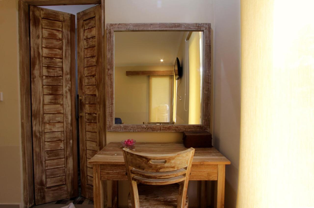 Sari House Ubud - Balinese Style Homestay Exterior photo