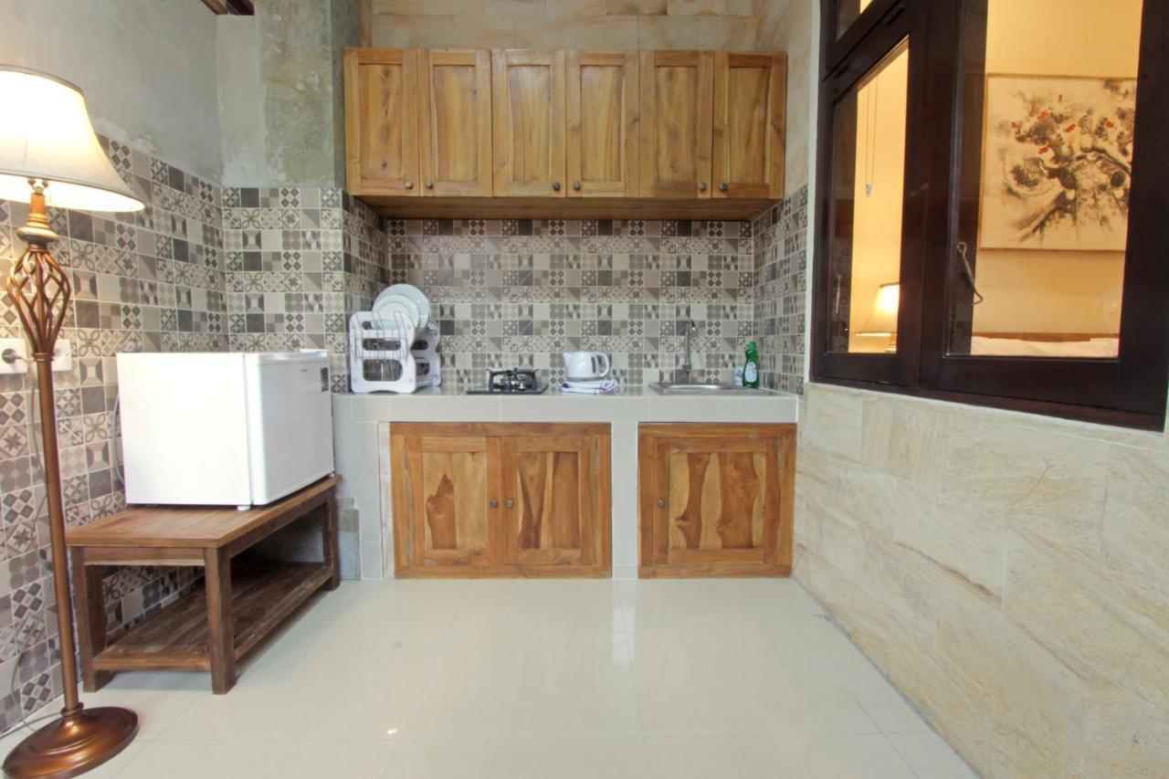 Sari House Ubud - Balinese Style Homestay Exterior photo
