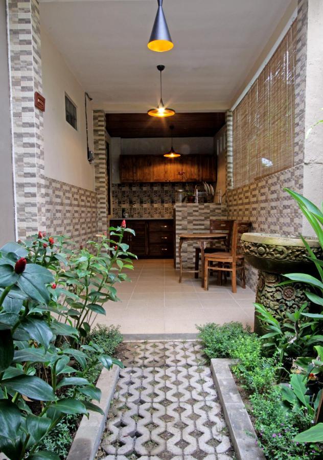 Sari House Ubud - Balinese Style Homestay Exterior photo